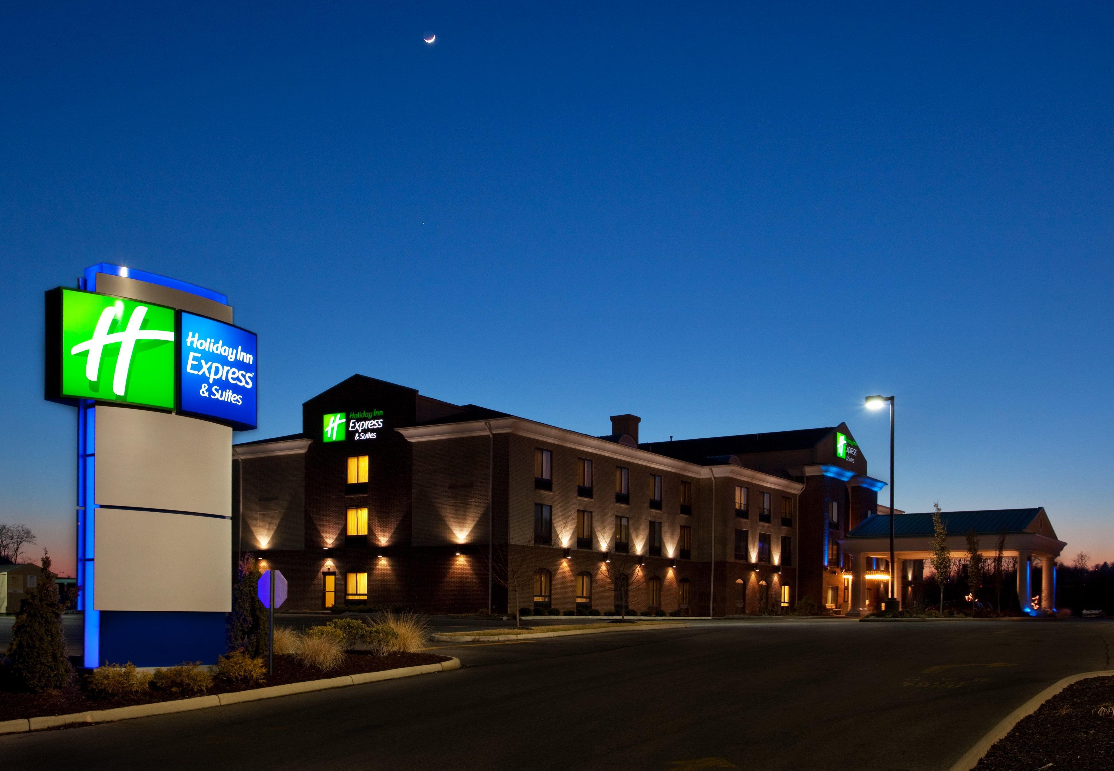 Holiday Inn Express Hotel & Suites Athens By Ihg Exterior photo